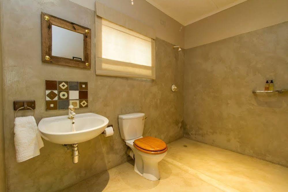 Bayete Guest Lodge Victoria Falls Exterior photo