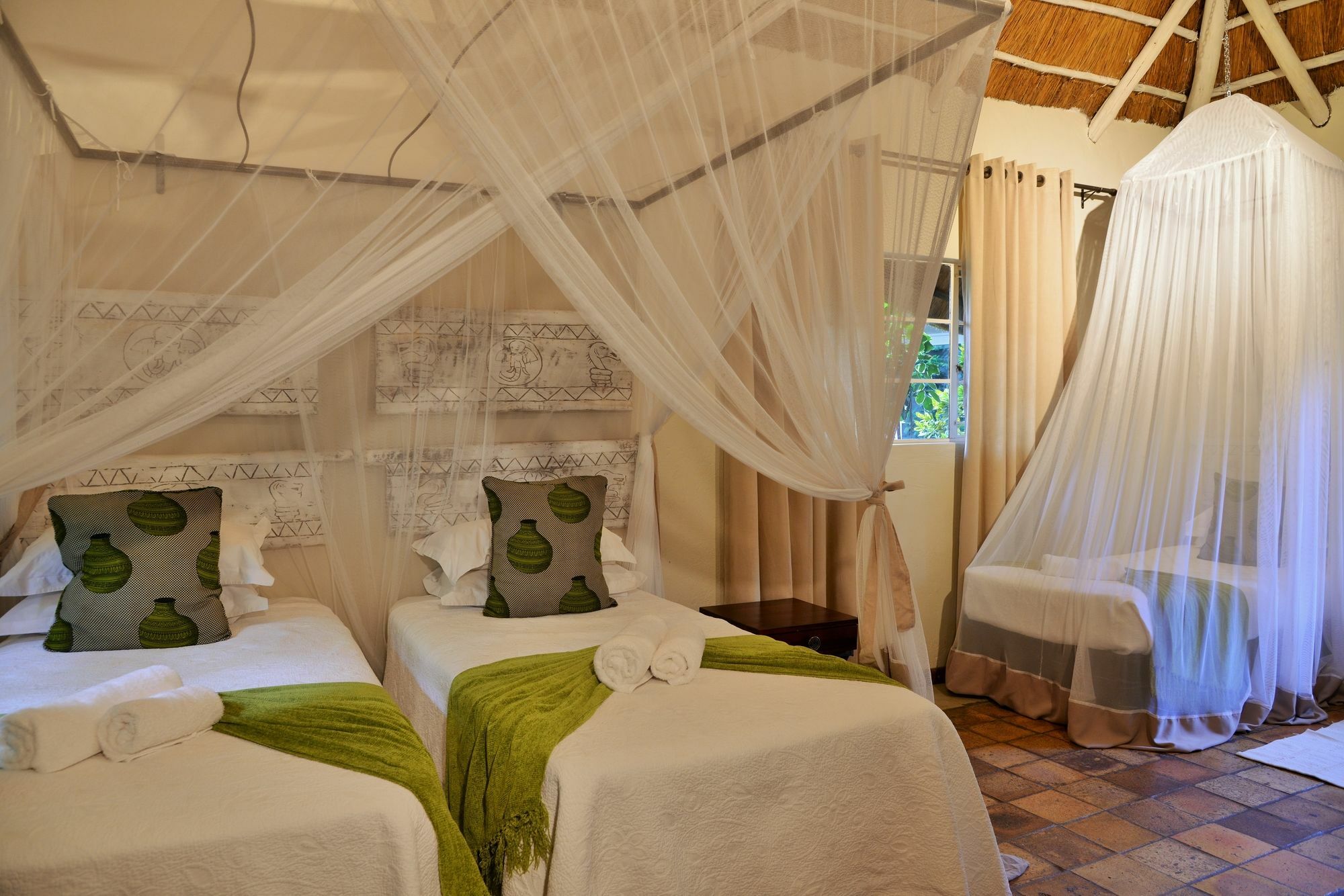 Bayete Guest Lodge Victoria Falls Exterior photo